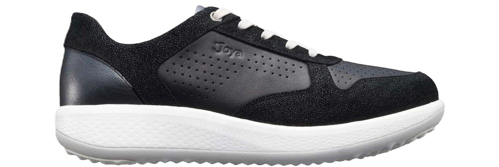 Joya Britt black